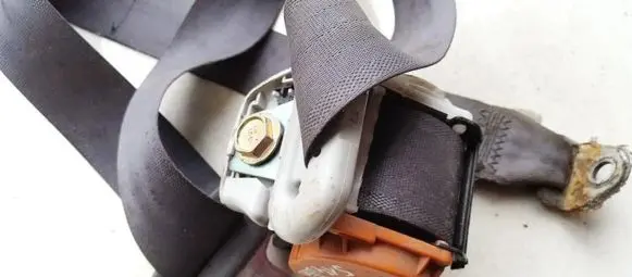 Mazda MPV Rear seatbelt CULC62