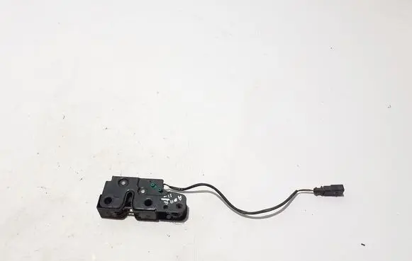 Engine bonnet (hood) release handle