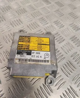 Lexus IS 220D-250-350 Airbag control unit/module 8917053100