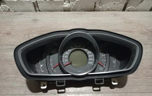 Volvo V40 Speedometer (instrument cluster) 769212810U 31314481 P31314481