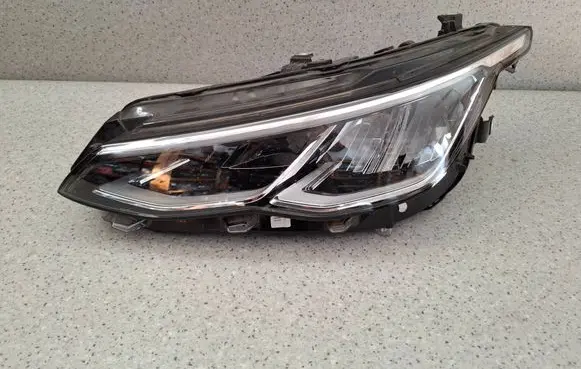 Volkswagen Golf VIII Headlight/headlamp 5H1941005C 8991VR4AA8AQ 90150890
