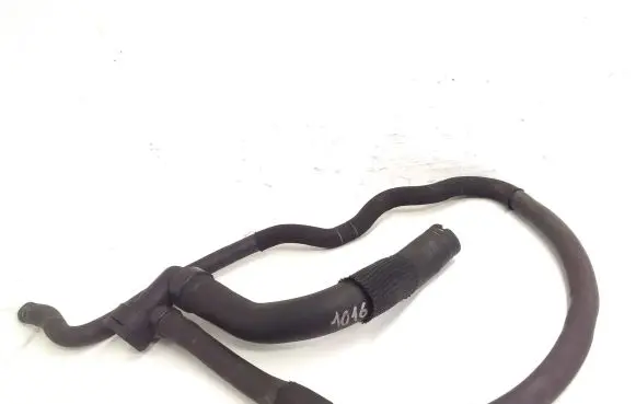 Opel Insignia A Engine coolant pipe/hose 13220128DA 565563897