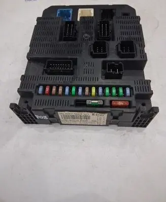Peugeot 207 Comfort/convenience module 9663798480