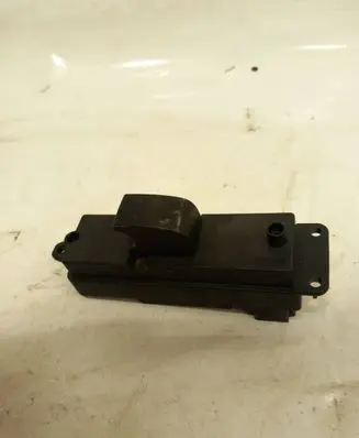 Mazda 3 I Electric window control switch 03123100