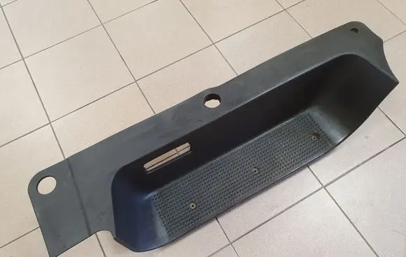 Opel Vivaro Front sill trim cover 93857785 93857786