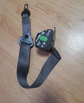 Renault Espace II Rear seatbelt 500323