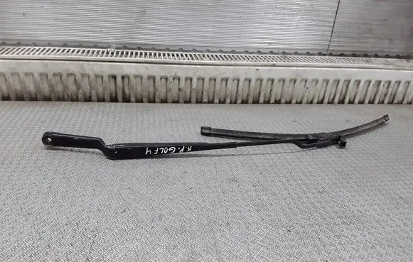 Volkswagen Golf IV Front wiper blade arm 1J1955409A