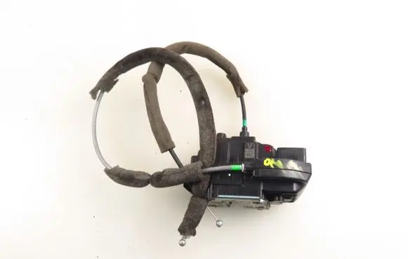 Nissan Qashqai Rear door lock