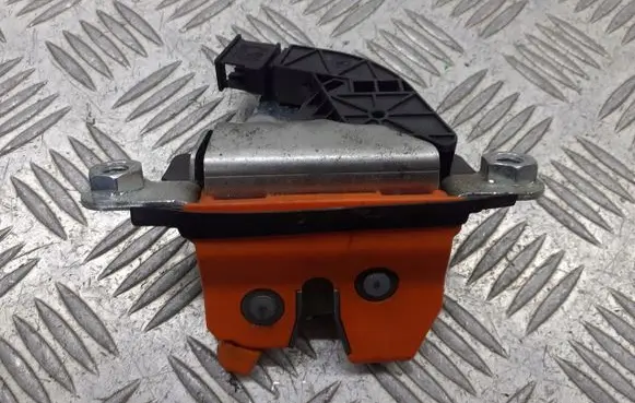 Skoda Fabia Mk1 (6Y) Tailgate/trunk/boot lock/catch/latch 6Y9827501K