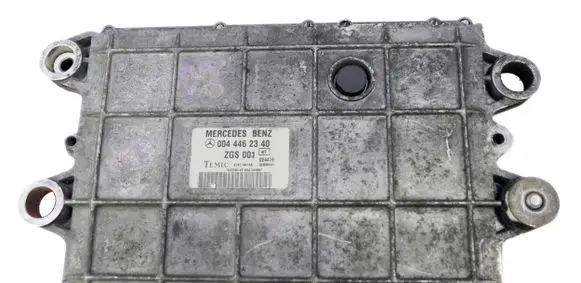 Mercedes-Benz E W211 Wing mirror control module 0044462340