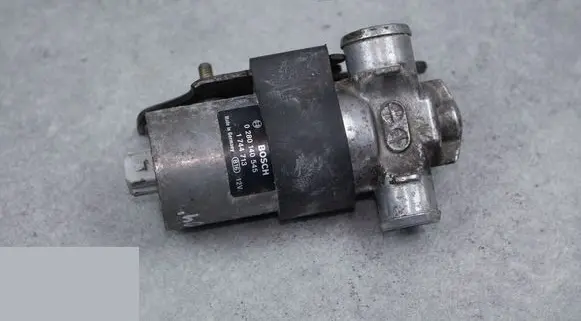 BMW X3 E83 Idle control valve (regulator) 0280140545 1744713