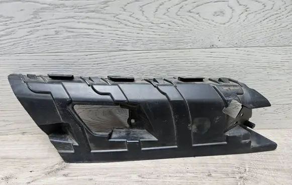 Audi Q5 SQ5 Front bumper mounting bracket 80A807096