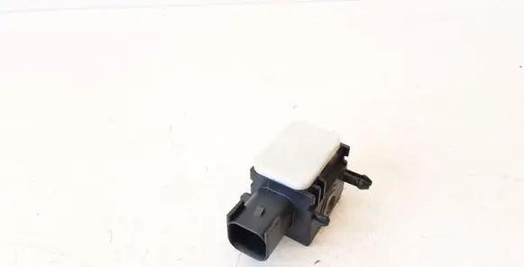 Hyundai Santa Fe Airbag deployment crash/impact sensor 9592028000 SA320080000 43070105