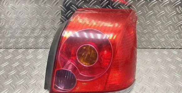 Toyota Avensis T250 Rear/tail lights