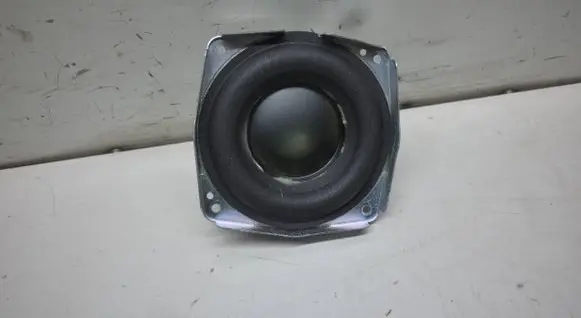 Audi A6 S6 C7 4G Front door speaker 