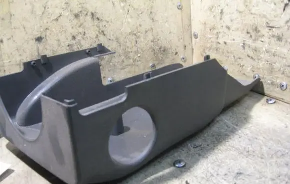 Steering wheel column trim