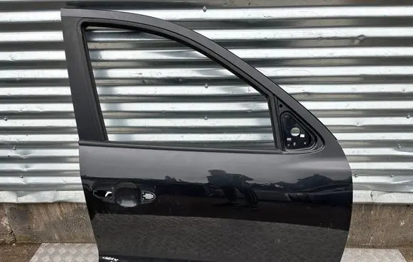 Hyundai Santa Fe Front door
