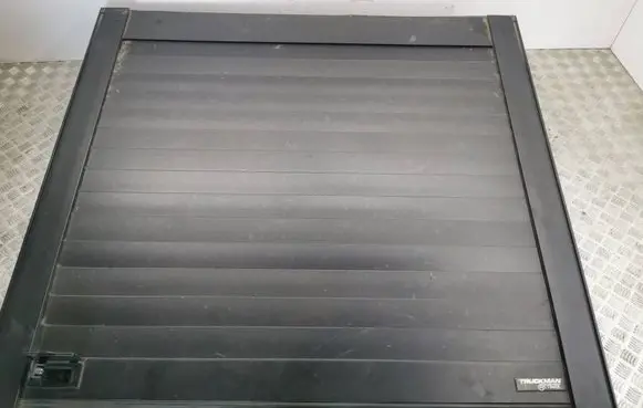 Parcel shelf load cover