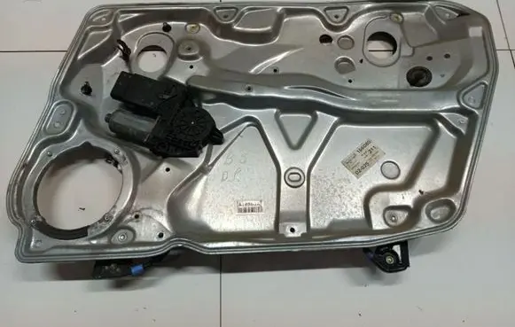 Volkswagen PASSAT B5 Sliding door window regulator with motor 3B4837756A