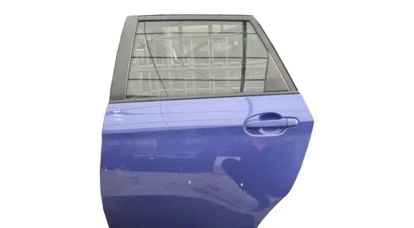 Toyota Verso-S Rear door