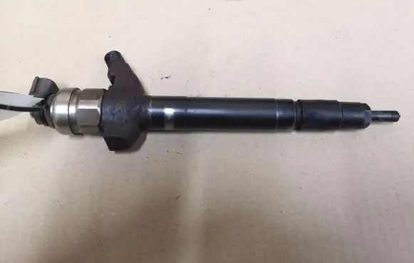 Ford Transit Fuel injector 6C1Q9K546AC