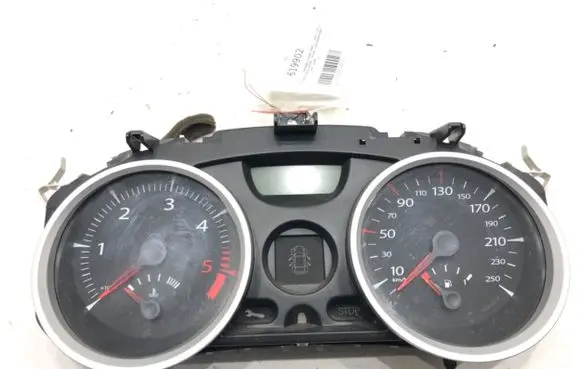 Renault Megane II Speedometer (instrument cluster) 8200720321
