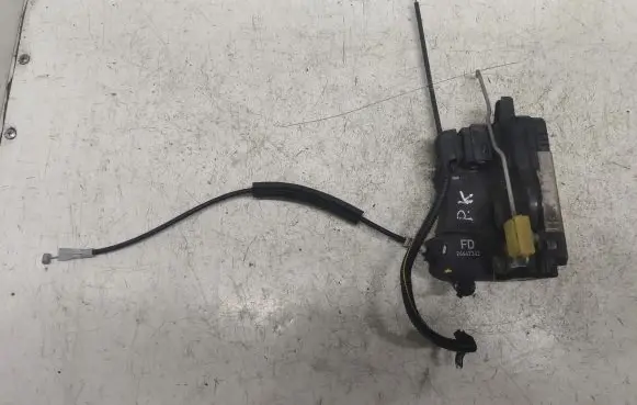 Opel Signum Front door lock