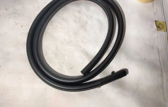 Mercedes-Benz S W220 Rubber seal front coupe door A2157200554