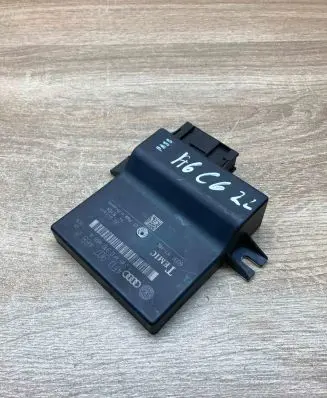 Audi A6 S6 C6 4F Gateway control module 4F0907468B 4F0910468A