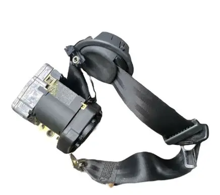 Audi A6 S6 C5 4B Rear seatbelt 00067250C