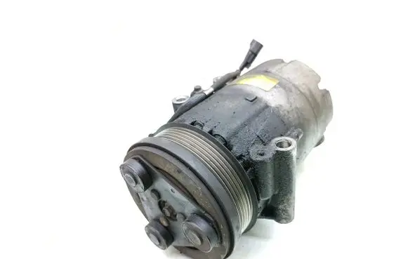 Ford Focus Air conditioning (A/C) compressor (pump) 4M5H-19D629-AE