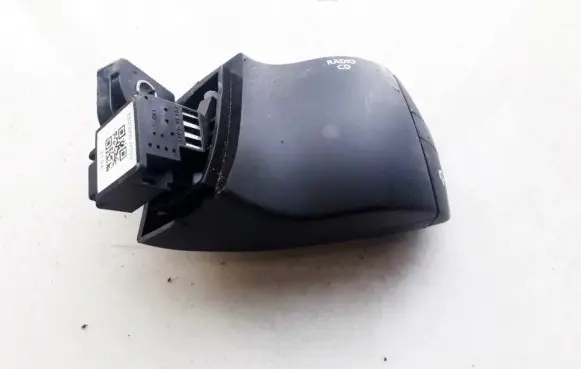 Multifunctional control switch/knob