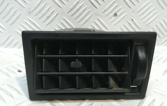 Volkswagen Transporter - Caravelle T4 Dashboard side air vent grill/cover trim 701819701 701819709