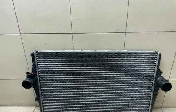 Volvo S60 Intercooler radiator 989580C