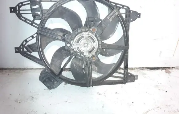 Renault Kangoo I Electric radiator cooling fan 8200394646