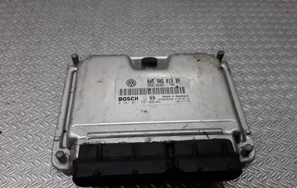 Volkswagen Fox Engine control unit/module 045906019BN 0281011721