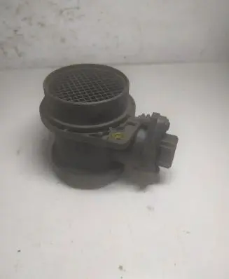 Volkswagen PASSAT B5 Mass air flow meter 037906461C 0280217117