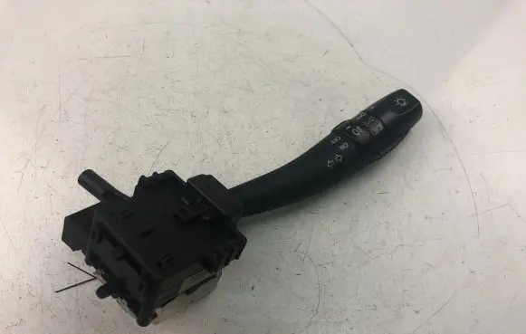 KIA Carens II Wiper turn signal indicator stalk/switch 202004727