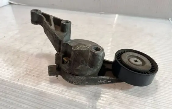 Skoda Octavia Mk2 (1Z) Generator/alternator belt tensioner 03G903315C