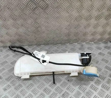 Peugeot 3008 III Windshield washer fluid reservoir/tank 9839957780 9839959180