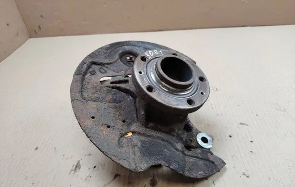 Opel Combo E Front wheel hub