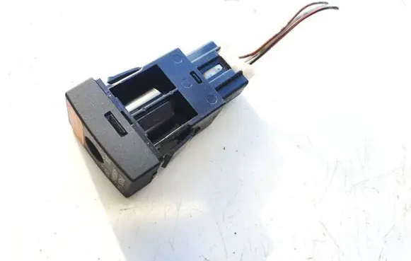 Mazda CX-7 Passenger airbag on/off switch 