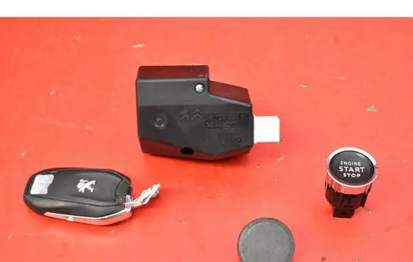 Peugeot 2008 I Ignition lock 9827205180