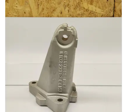 Mercedes-Benz E W124 Engine mounting bracket 1022236204