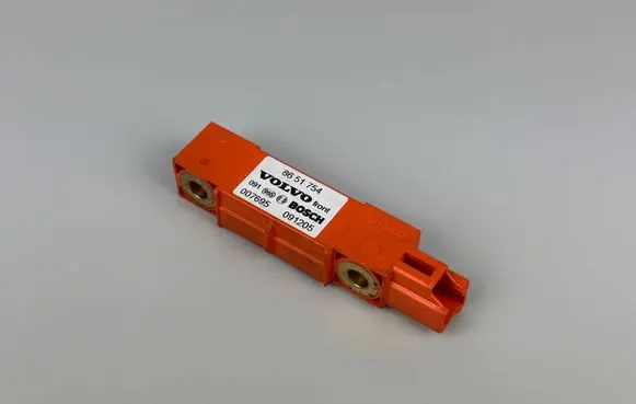 Volvo XC90 Airbag deployment crash/impact sensor 8651754 007695 091205