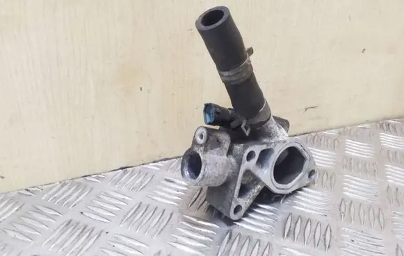 Opel Zafira B Engine coolant pipe/hose