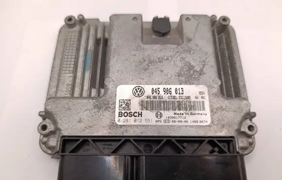 Volkswagen Polo IV 9N3 Engine control unit/module 045906013 0281012551