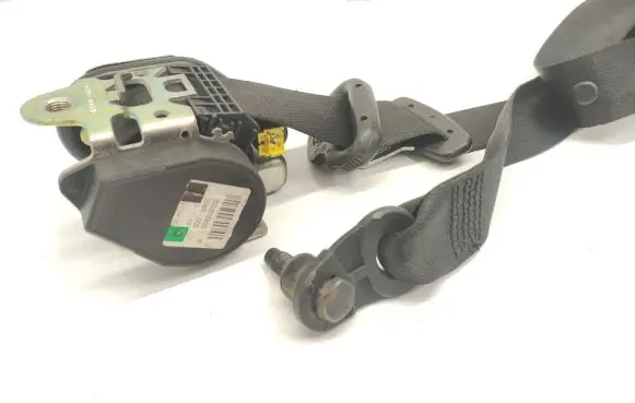 Mercedes-Benz B W245 Front seatbelt 602876900 008R000 21126