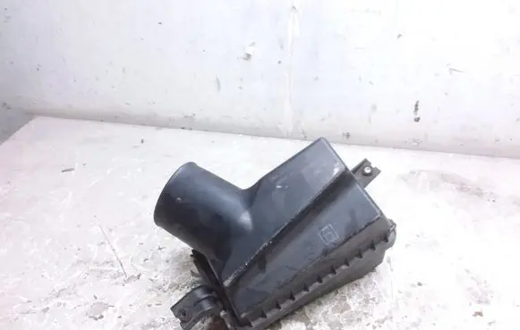 Honda Accord Air filter box AC8
