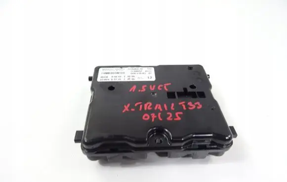Nissan X-Trail T33 Air conditioner control unit module 